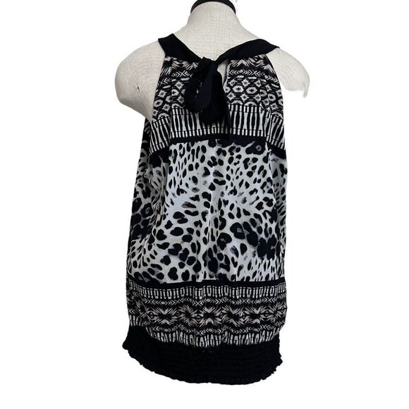 Maurice’s black and gray leopard sleeveless top size 2x - Picture 2 of 10